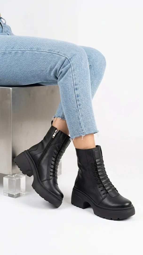 BOTIN DAMA