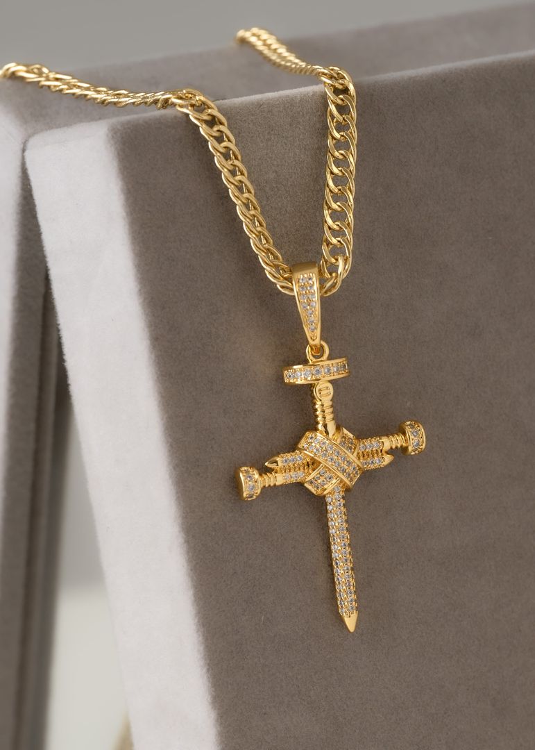 cadena y dije Cruz clavos 