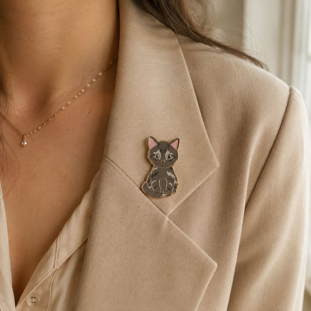 PIN GATO GRIS ATIGRADOI