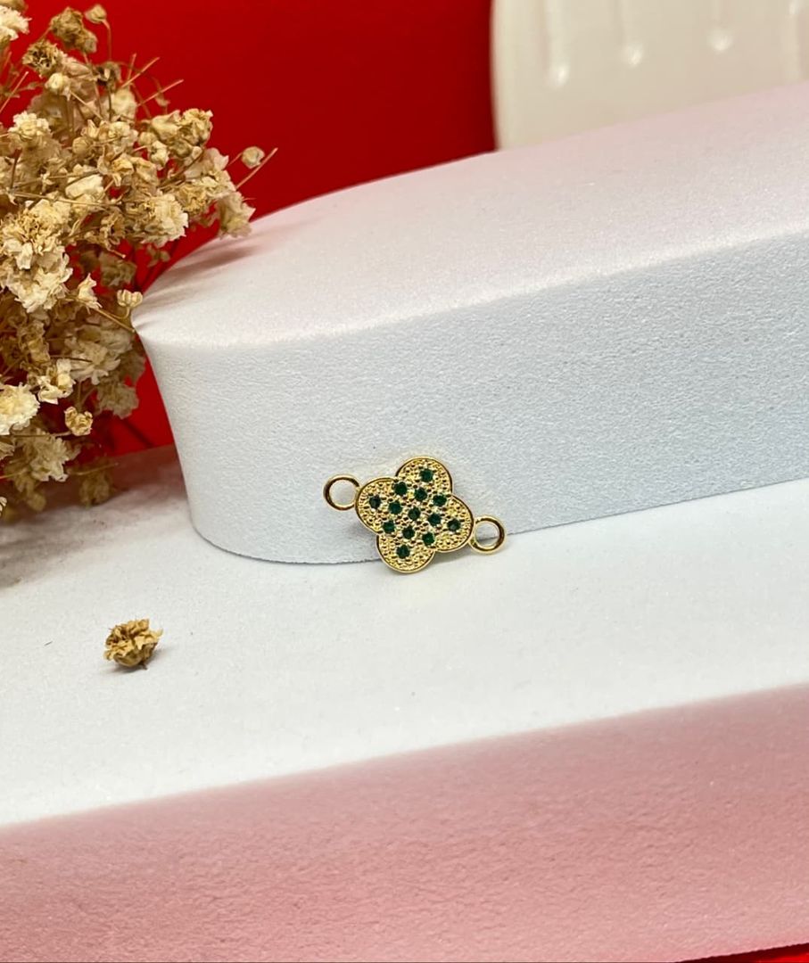 Herraje van cleef diamantado verde circonias