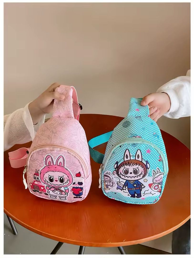 CANGURERO MINI LABUBU CAPIBARA