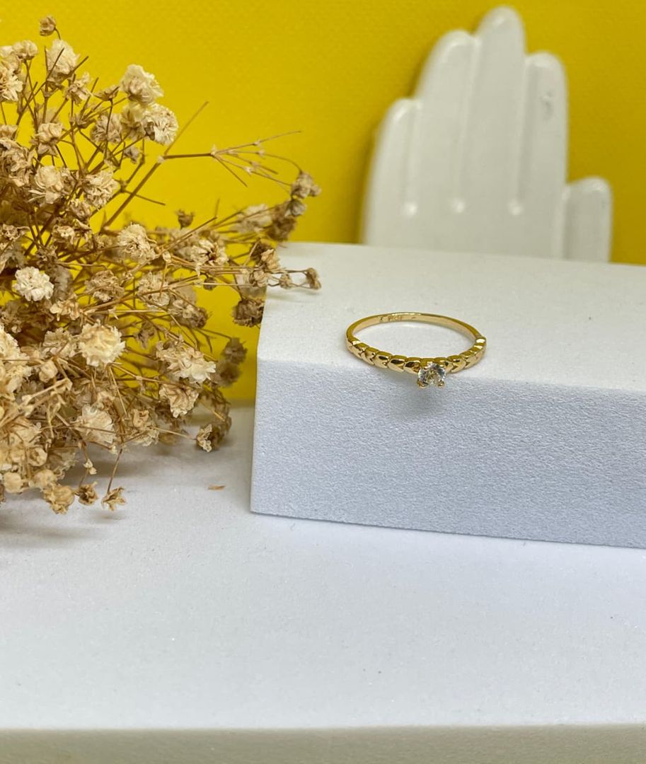 Anillo solitario love liso cristal