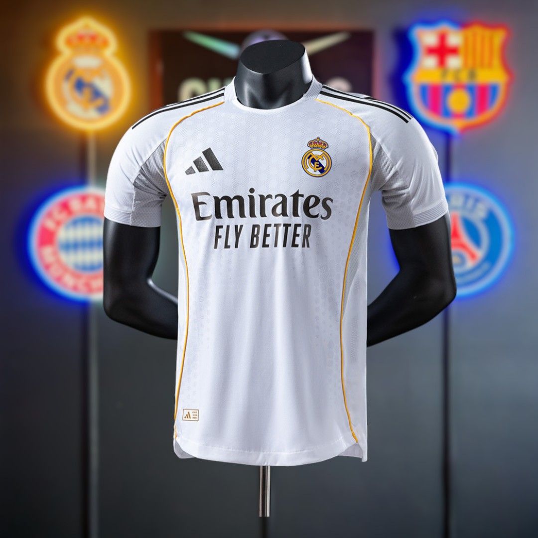 Real Madrid 2025-26 Casa Player