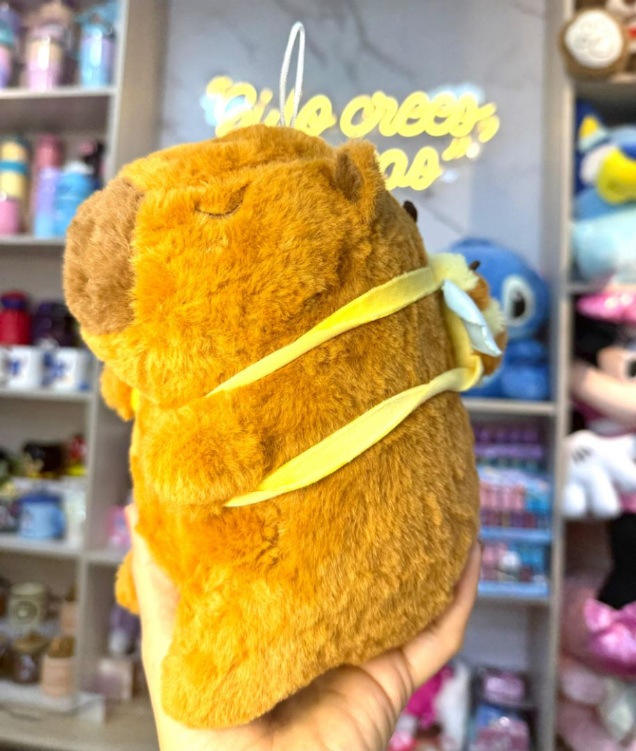 PELUCHE CAPIBARA ABEJA 20cm 