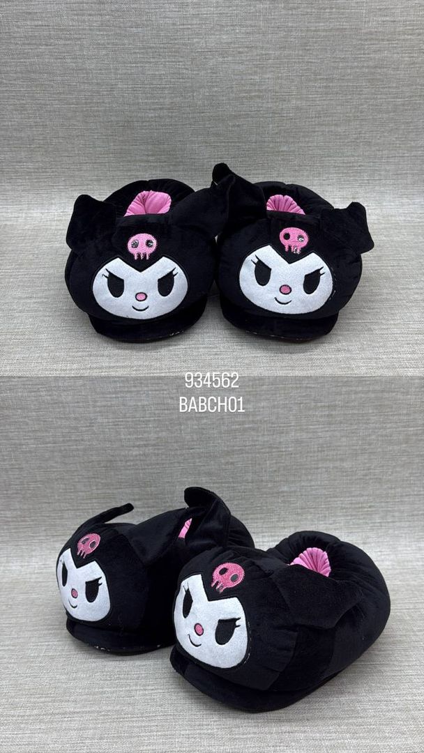 BABUCHA DE KUROMI TONO NEGRO