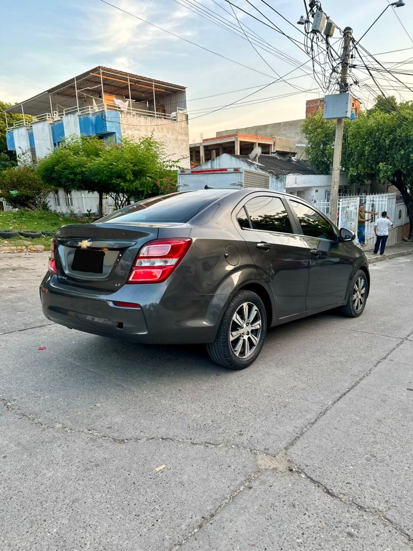 CHEVROLET SONIC 1.6L AUTOMATICO 2017