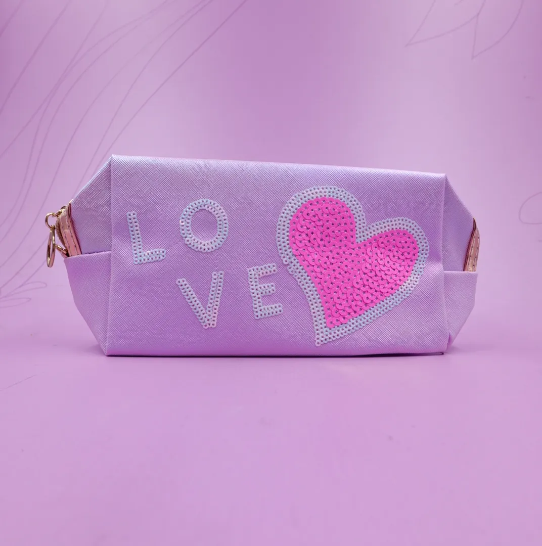 COSMETIQUERA LOVE SENCILLA