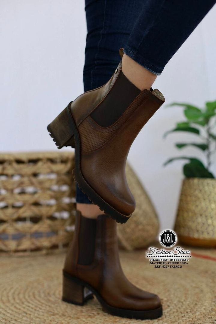 BOTINES