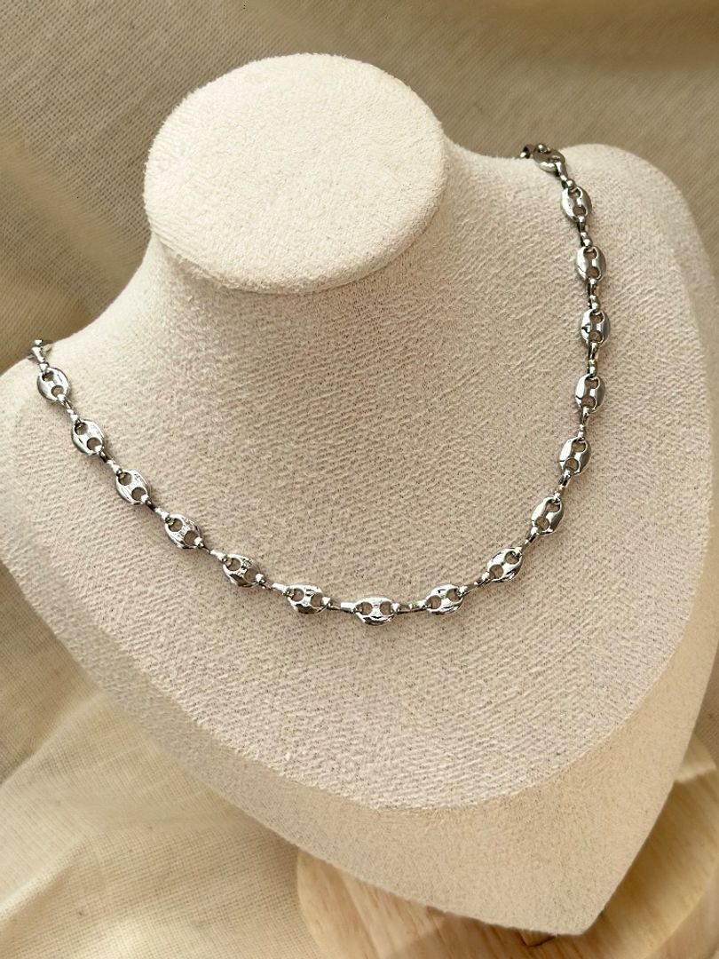 Cadena Gucci plateado 