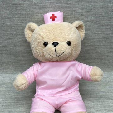 Imagen del producto OSO DISFRAZADO DE ENFERMERO 50 CM
