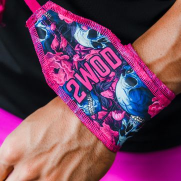  MUÑEQUERAS FIJAS SKULL FUCSIA  - imagen 1