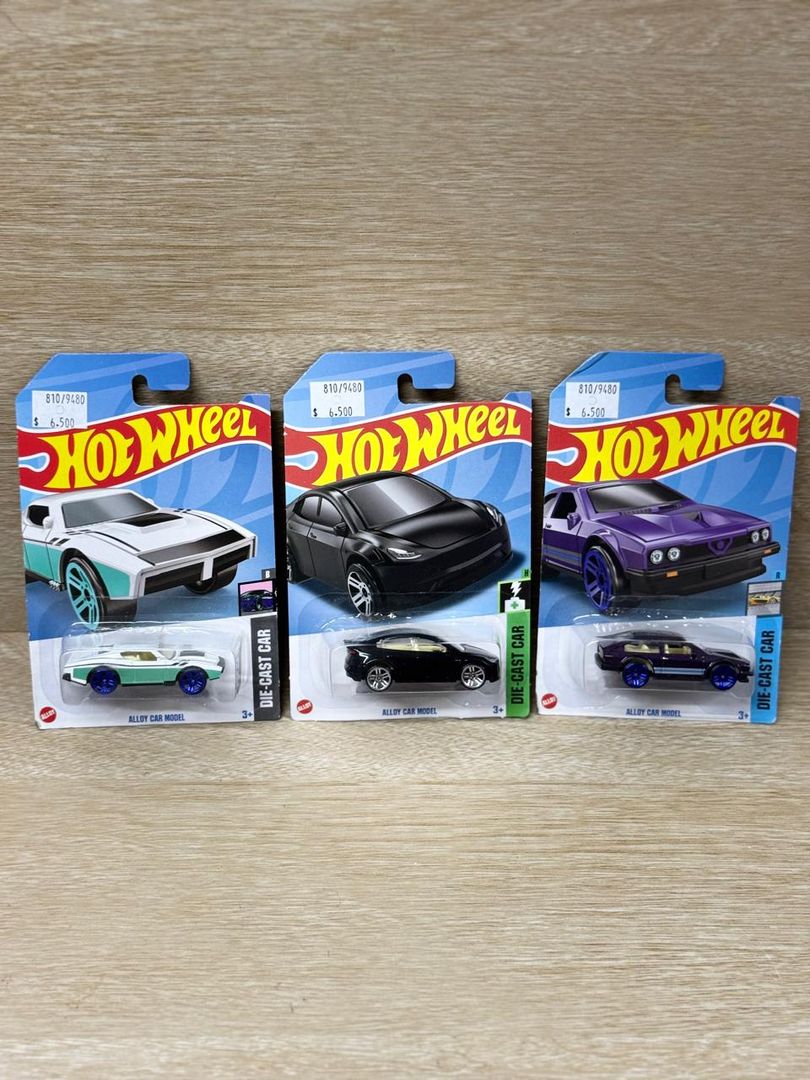 810 CARROS HOTWEELS