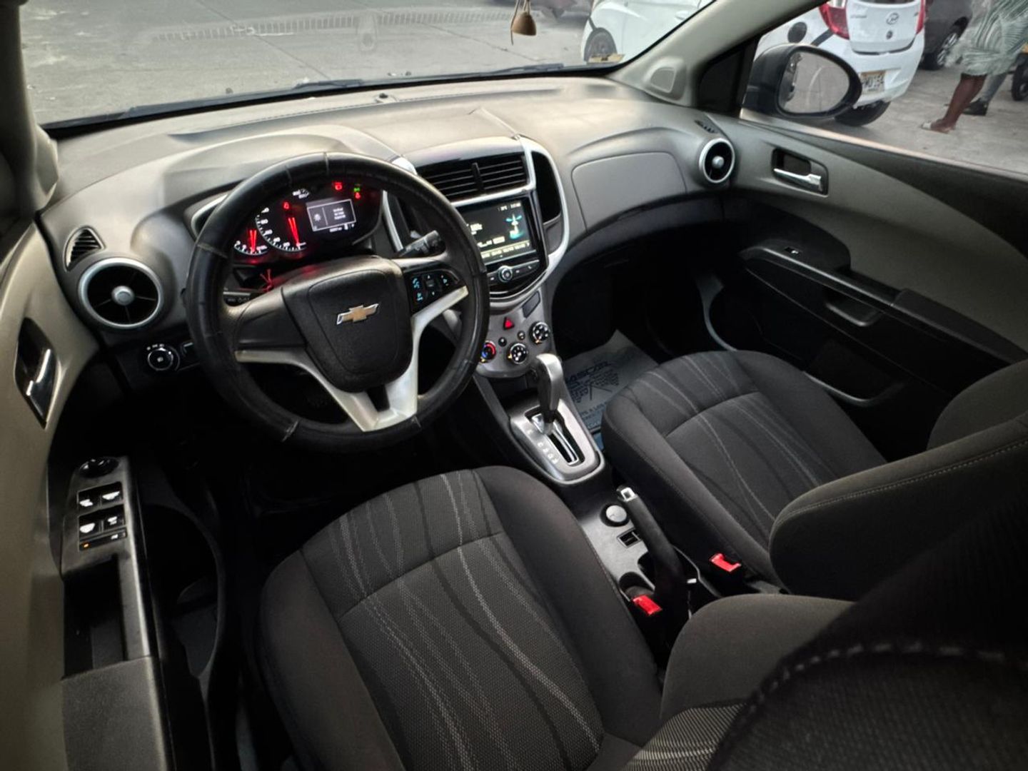 CHEVROLET SONIC 1.6L AUTOMATICO 2017