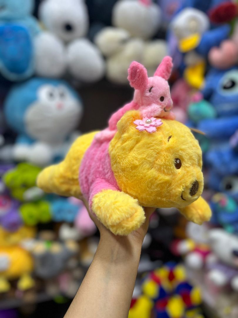 WINNIE POOH 33CM ACOSTADO