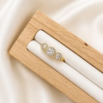 Imagen del producto Anillo triple circones