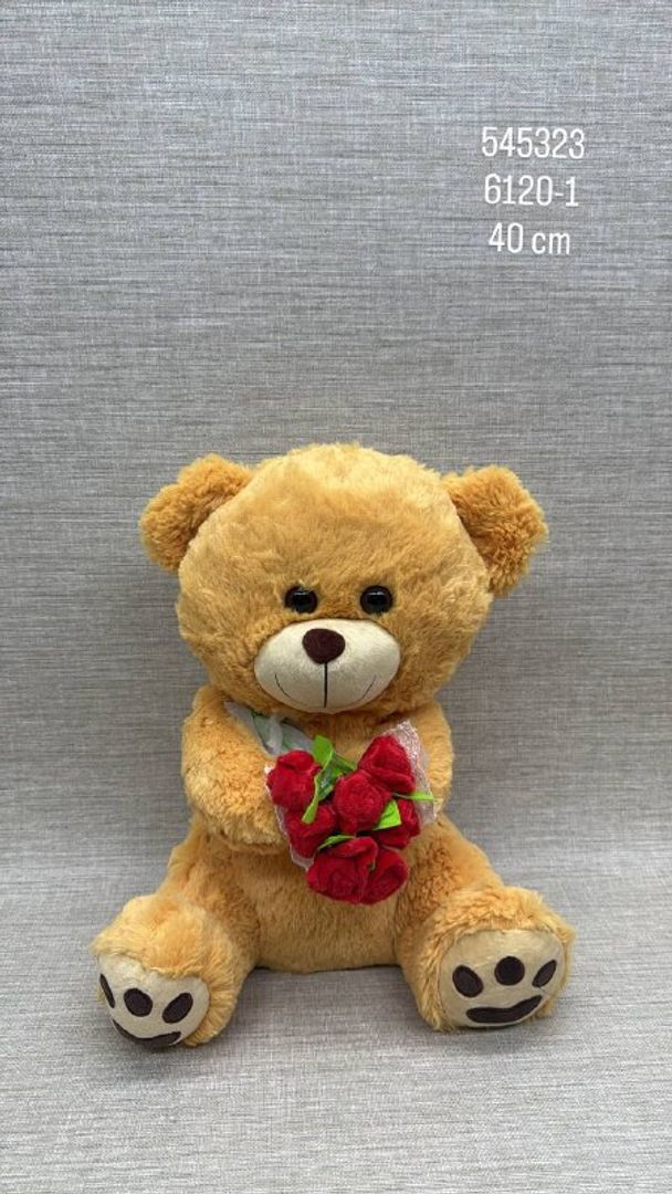 OSO CON RAMO DE ROSAS 40 CM