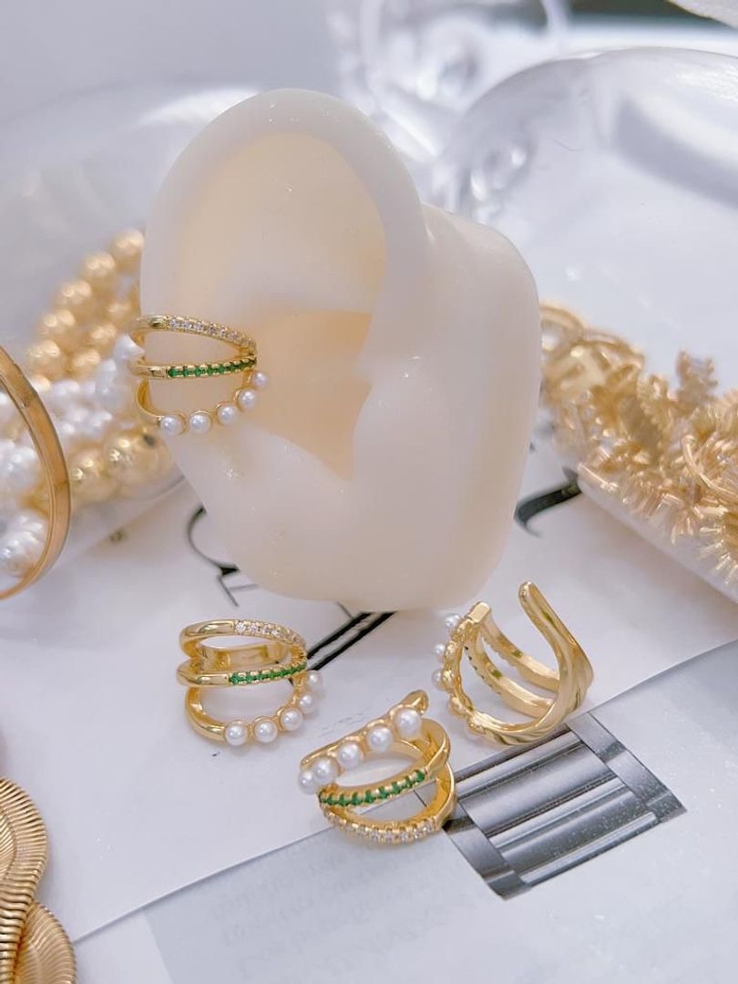 Ear cuff rodio