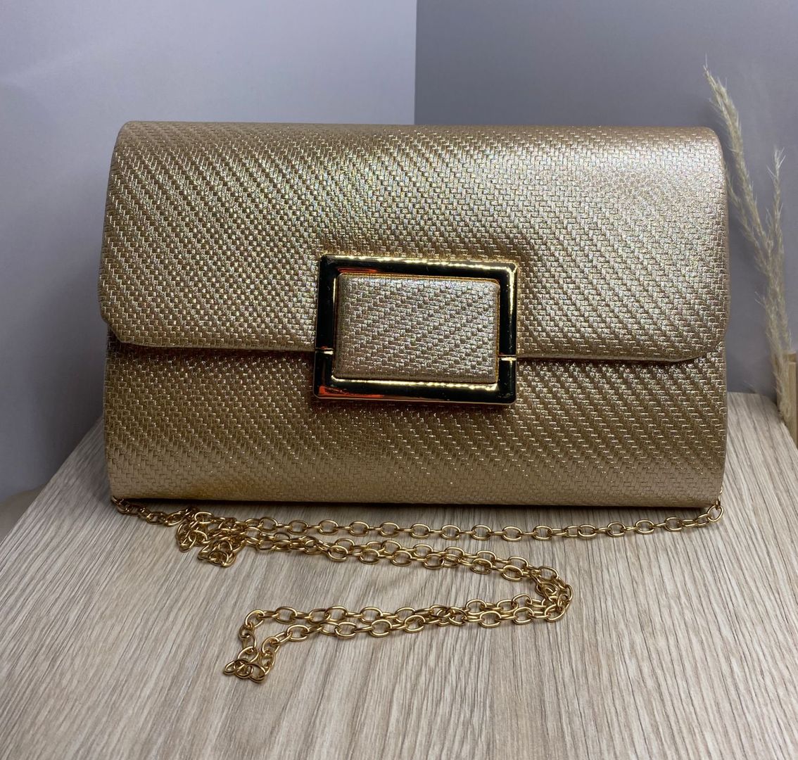 Cartera dorado, plateado y rosado 
