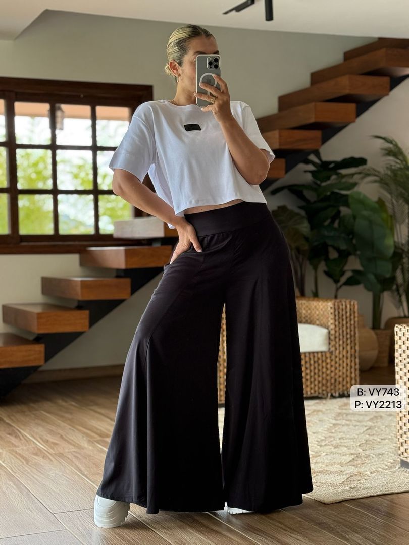 FALDA PANTALON BASICO VY2213
