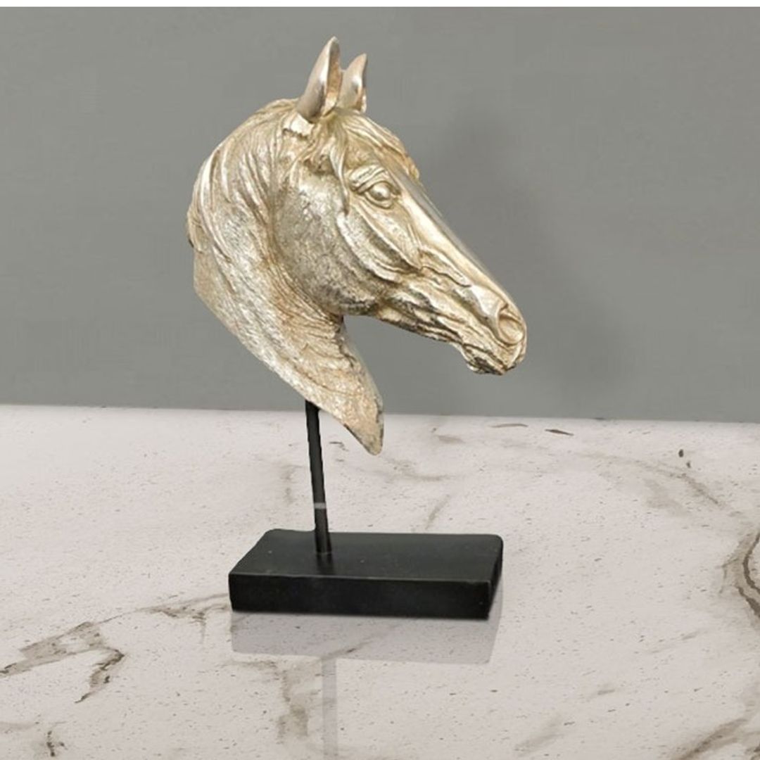 Adorno Busto de caballo plateado