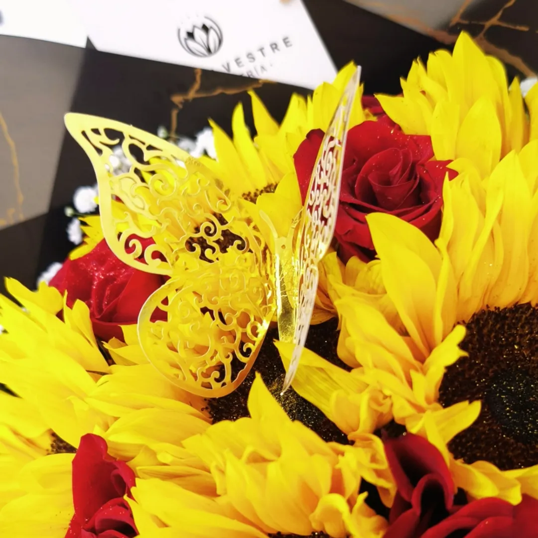 BOUQUET VERANO RED 