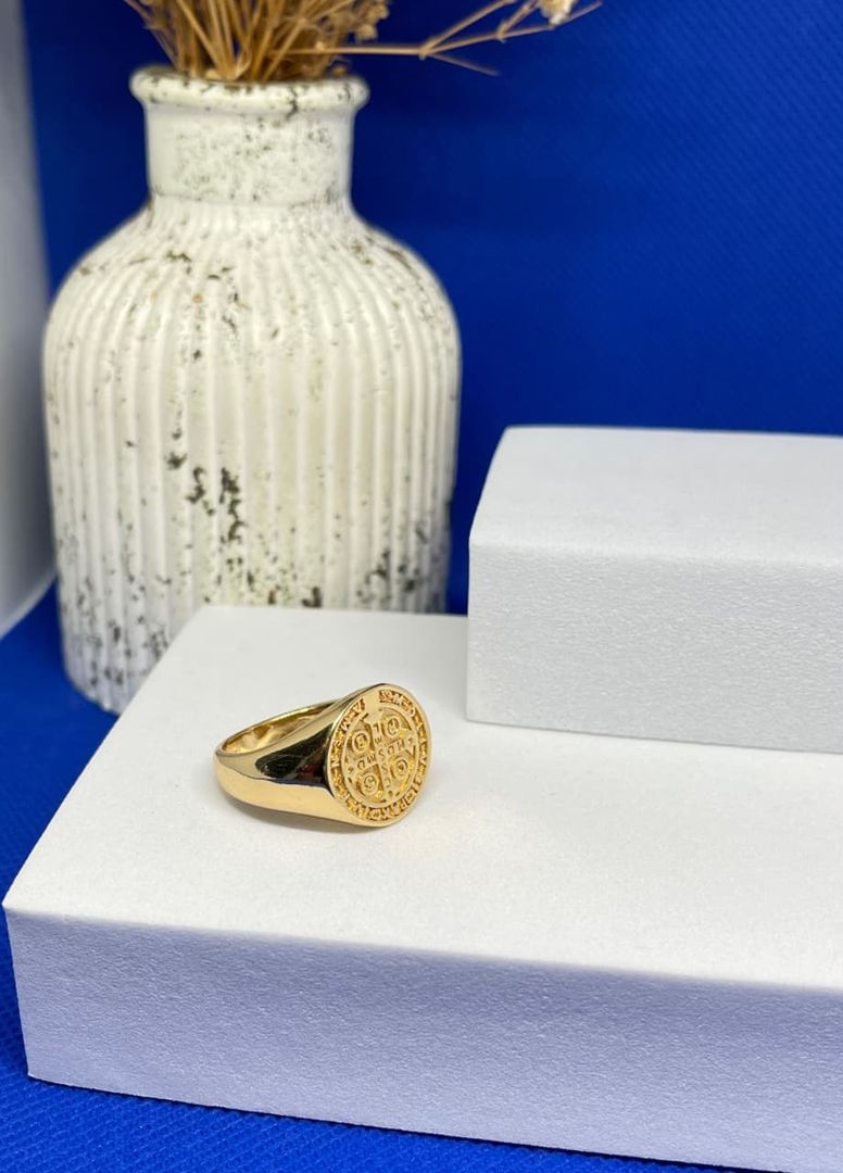 Anillo cruz san benito grueso
