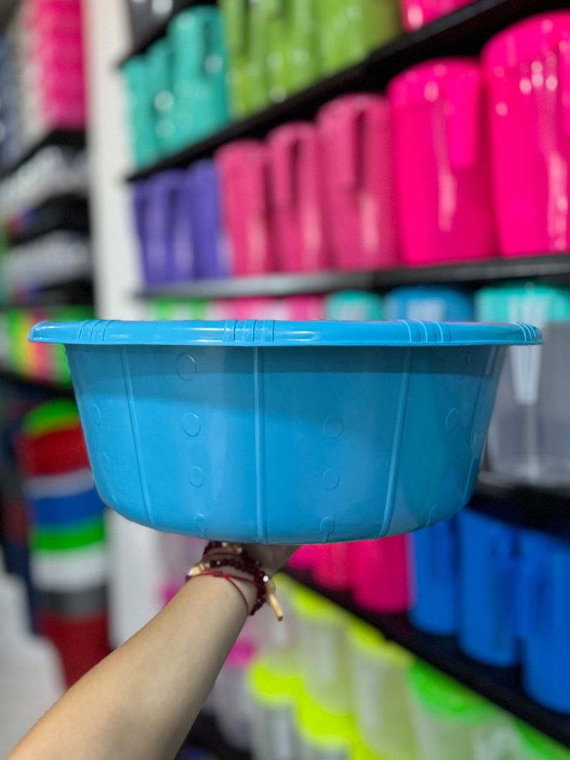 Ponchera con diseño 