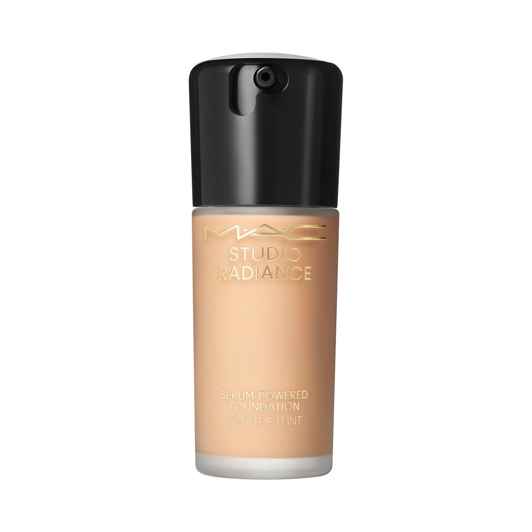 Studio Radiance Serum-Powered ™ - NW15