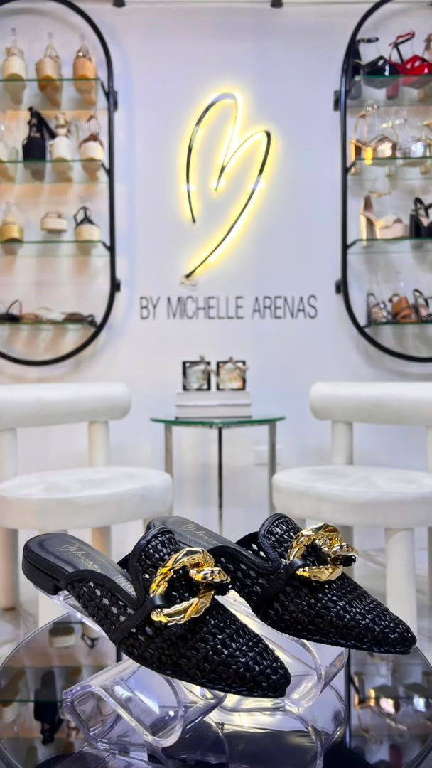 ZAPATILLA RUTH NEGRA