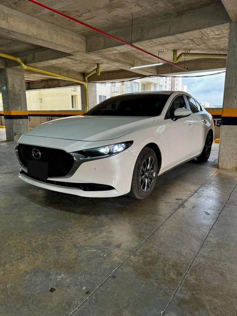 MAZDA 3 AUT 2.0L TOURING 2022