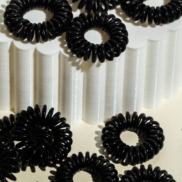 Imagen del producto RESORTE TELÉFONO NEGRO X100