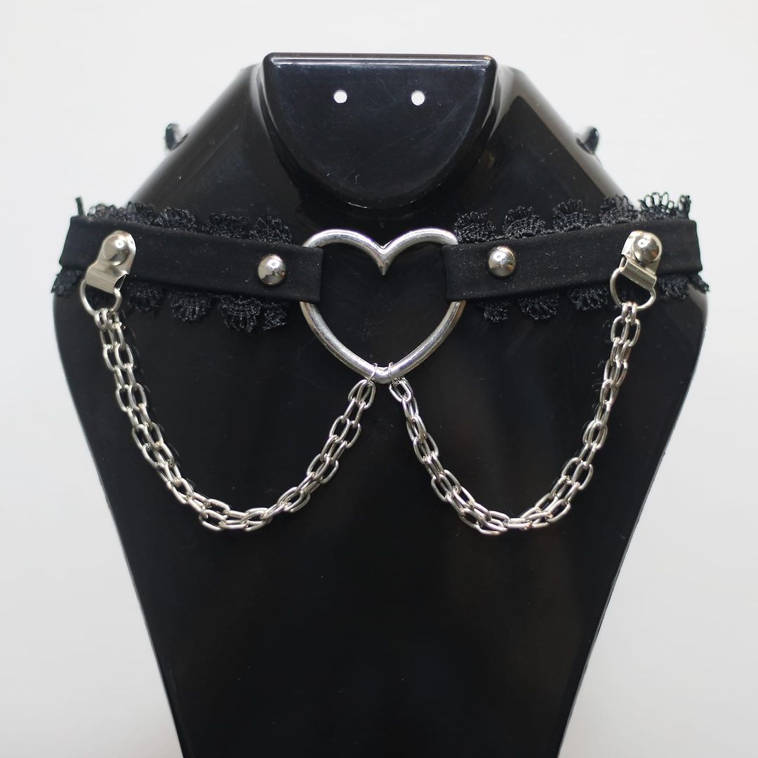 CHOKER CORAZON COLGANTE