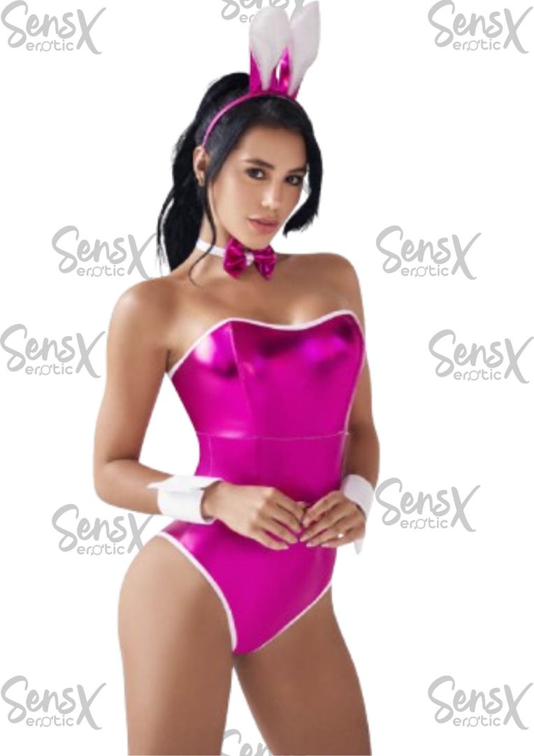 Disfraz de Conejita Playboy Rosa – Sensualidad y Glamour en un Estilo Icónico