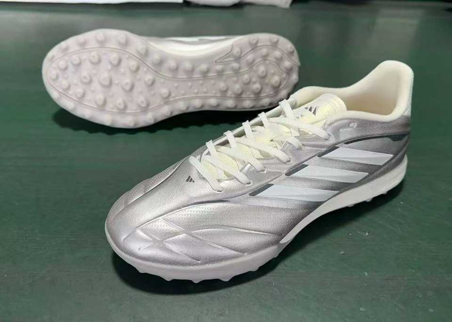 Tenis Copa Mundo TF - Sintética / Turf Lote 1