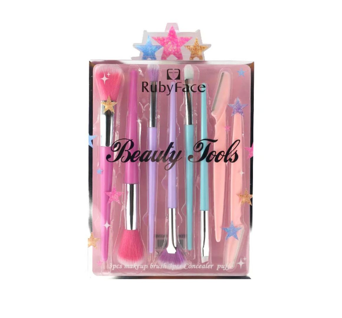 Set de brochas y navajas para cejas de la línea Ruby Face