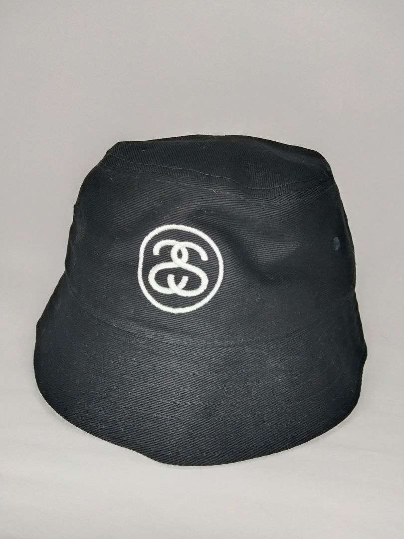 BICKET STUSSY "NEGRO"