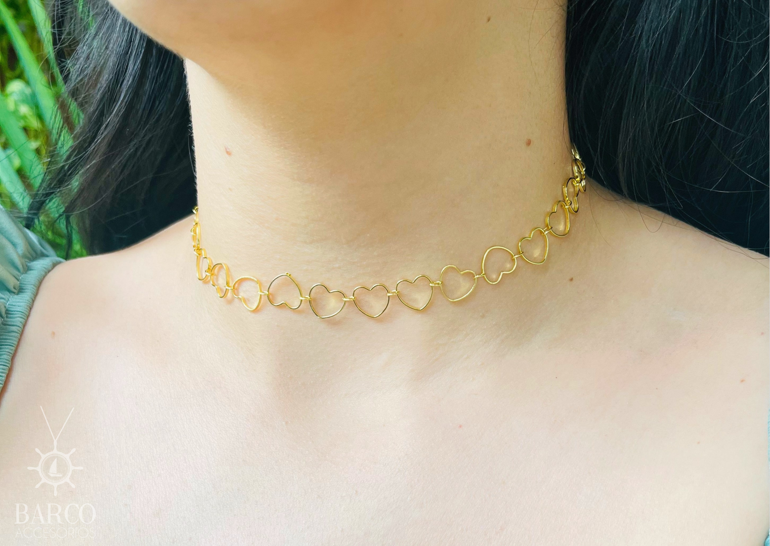 Choker corazones siluetas