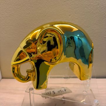 Imagen del producto ELEFANTRE DE POLIRECINA CROMADO DORADO