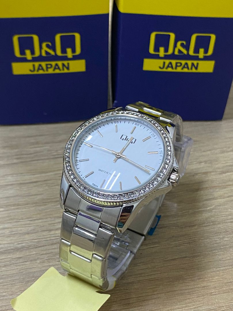 Reloj  QyQ  UNISEX