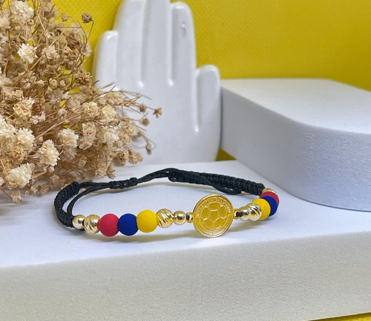Pulsera placa colombia tallada balin 4mm liso y balin 5mm italy