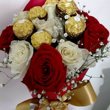 Imagen del producto cono blanco y rojo