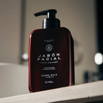 Imagen del producto LIMPIADOR FACIAL 300ML BARBA ROJA