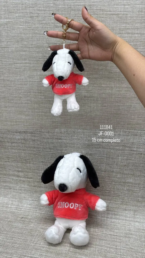 LLAVERO DE SNOOPY CON CAMISA ROJA DE  15 CM 