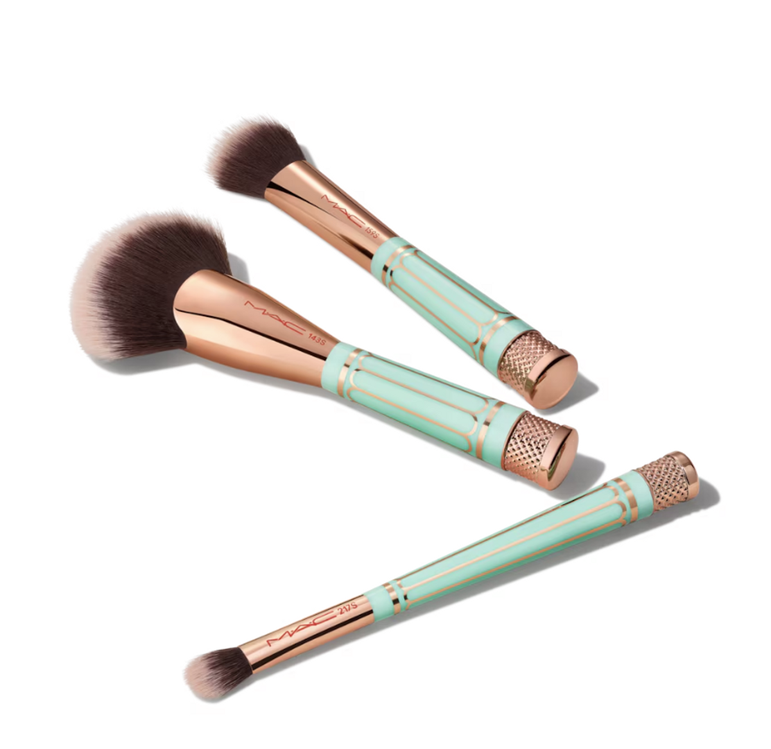 MAC OF ALL TRADES BRUSH KIT