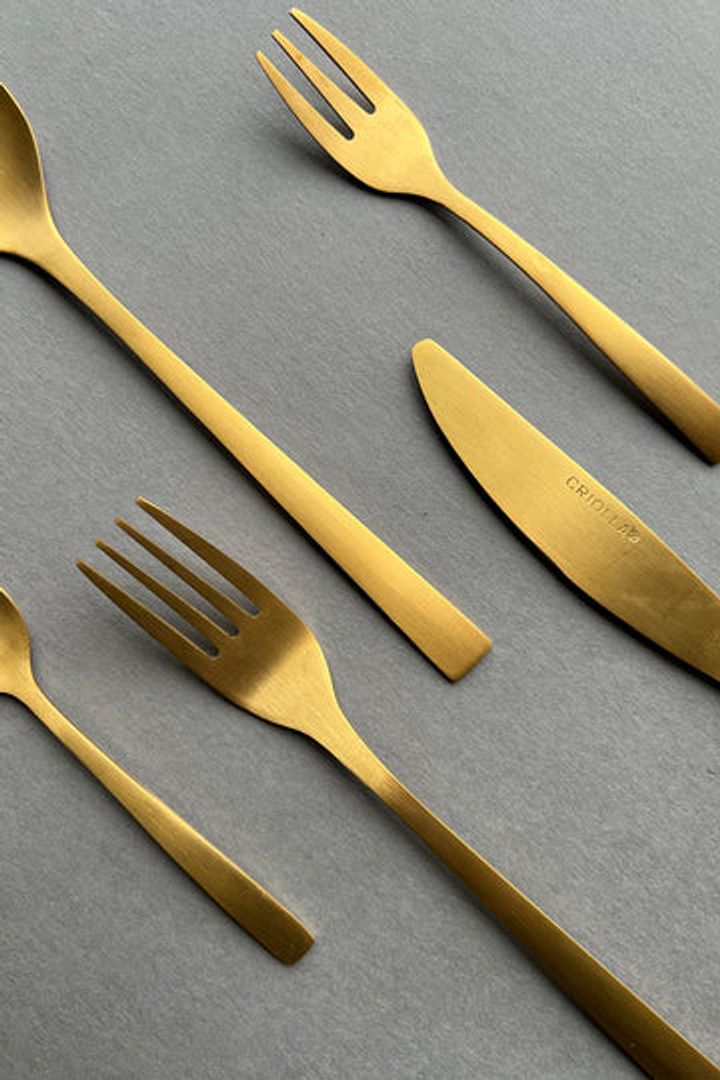 CUBIERTOS 20 PZS DORADO MATE 