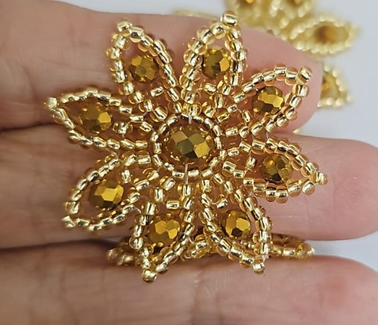 Topo Flor Murano y Mostacilla