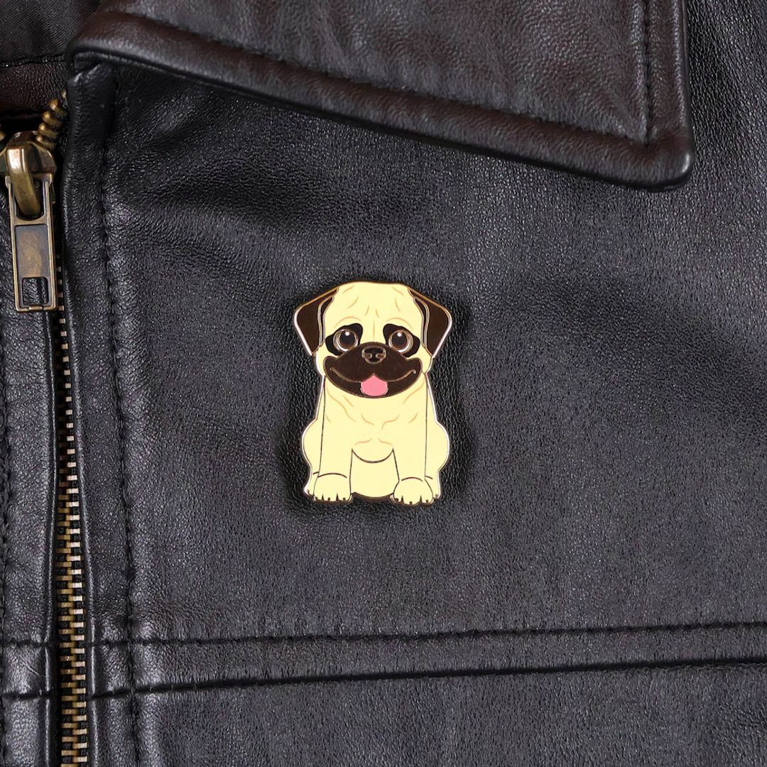 PIN PUG AMARILLO