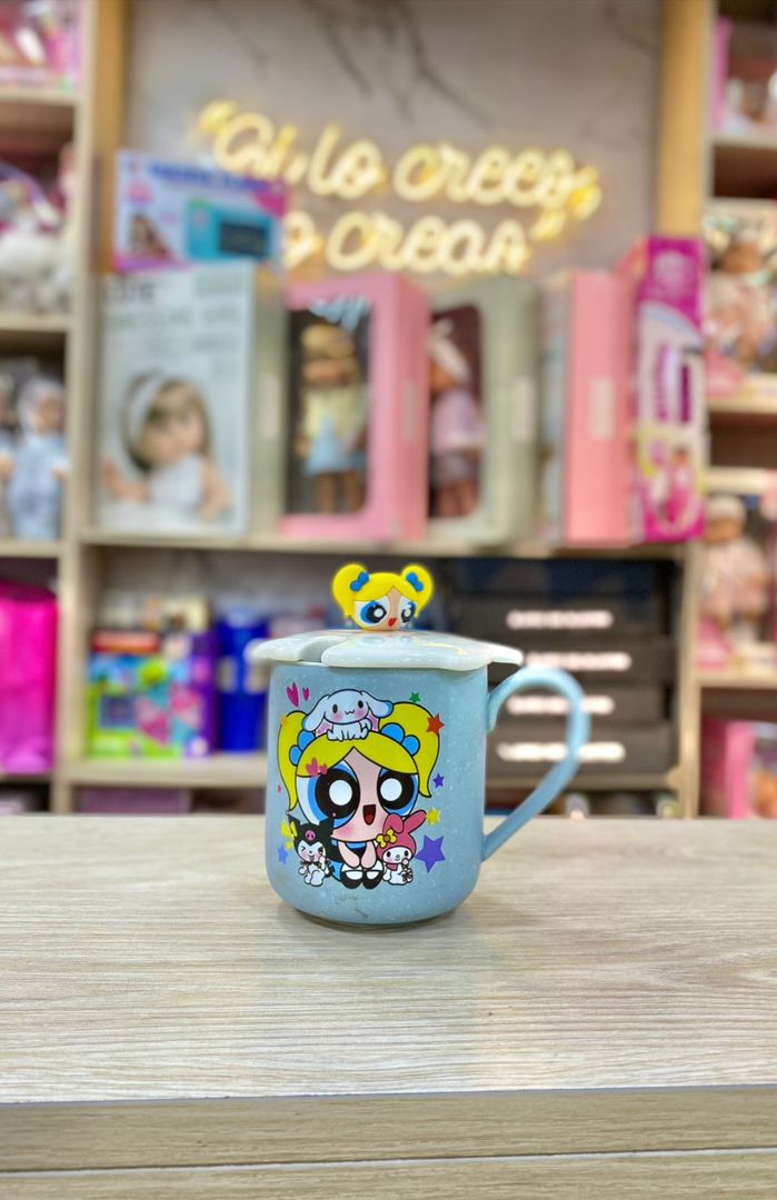 TAZAS CHICHAS SUPER PODEROSAS CON TAPA FIGURA