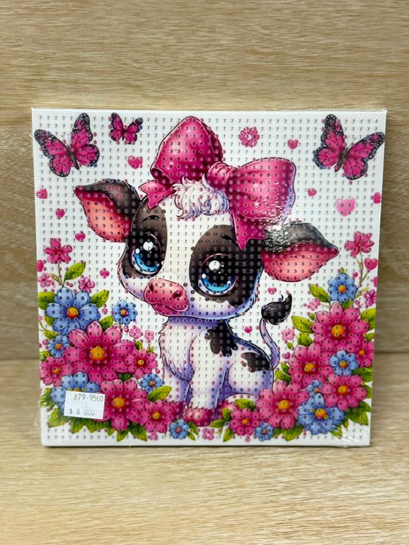 879 DIAMOND PAINTING 