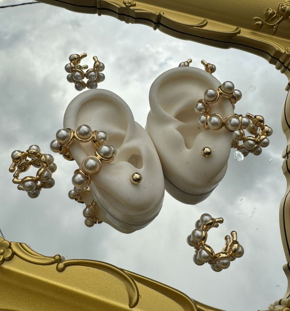Ear cuff perlas